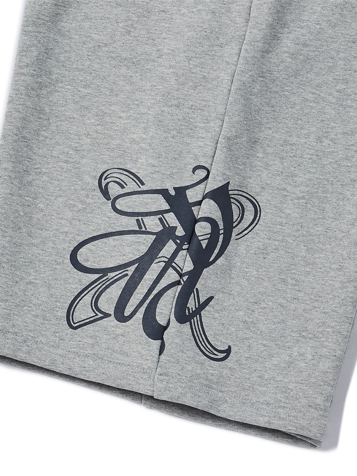 엔와이엑스엑스(NYXX) EMBLEM HALF PANTS GRAY