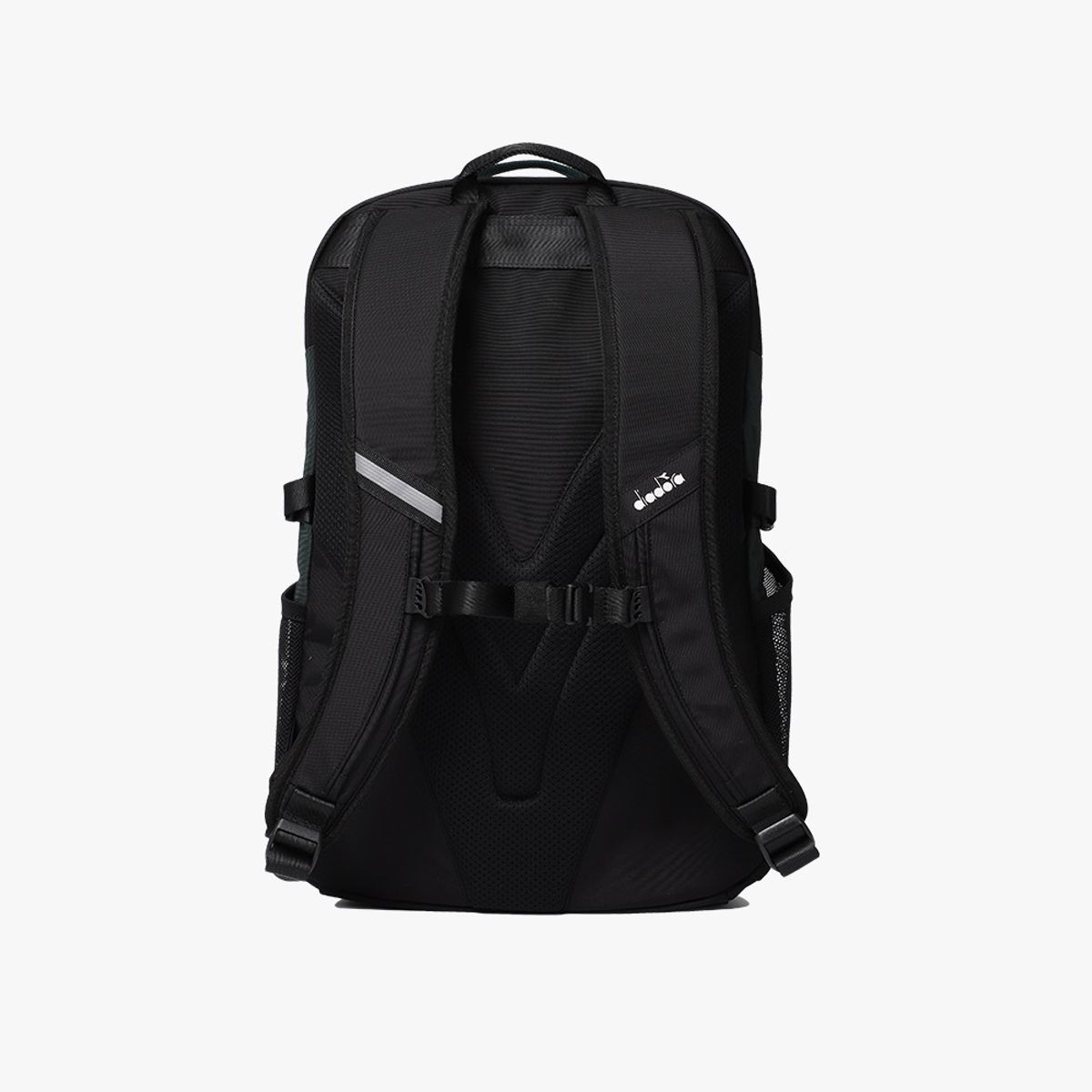 디아도라(diadora) 아벤투라 백팩 26L BLACK