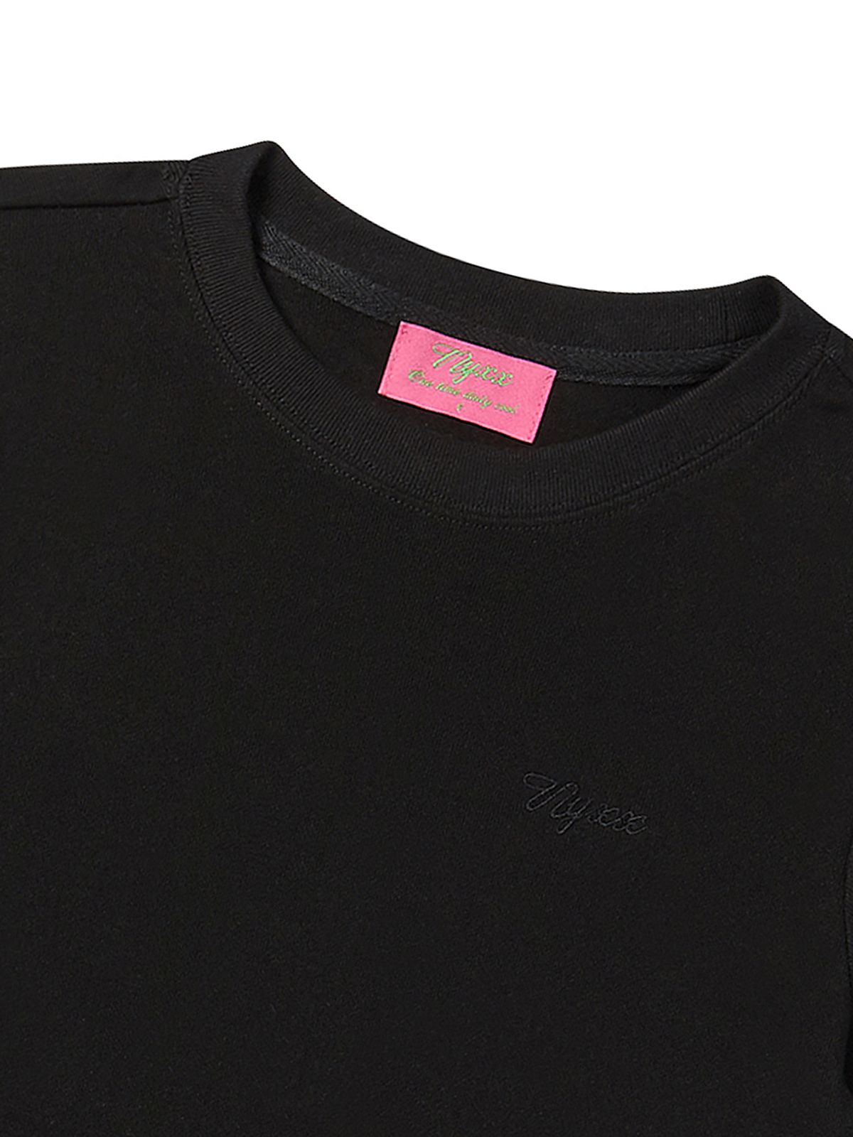 엔와이엑스엑스(NYXX) BASIC FITTED TEE BLACK