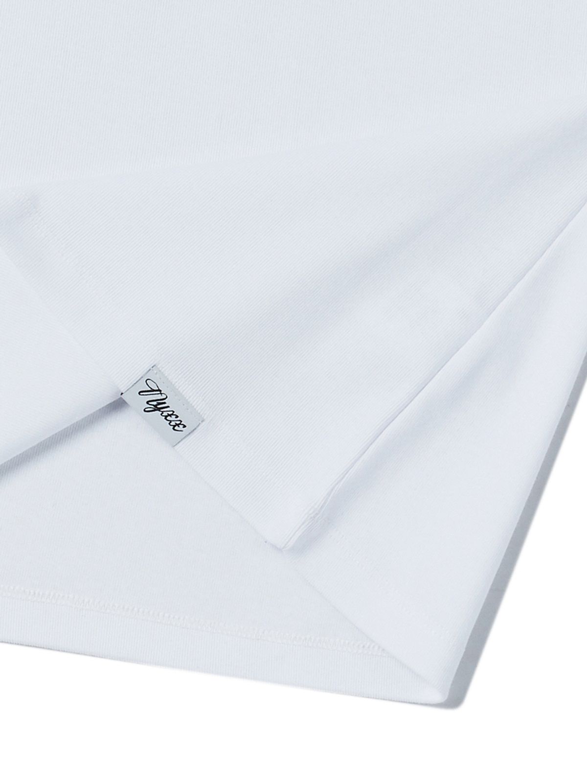 엔와이엑스엑스(NYXX) BASIC FITTED TEE WHITE