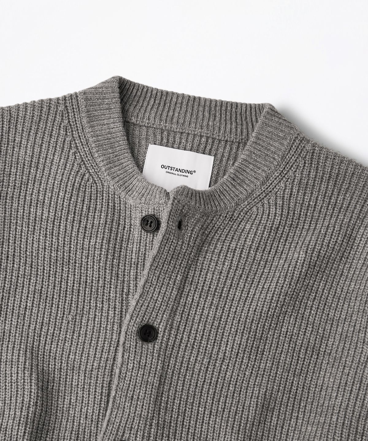 아웃스탠딩(OUTSTANDING) LAMBSWOOL ROUND NECK CARDIGAN_GRAY MELANGE
