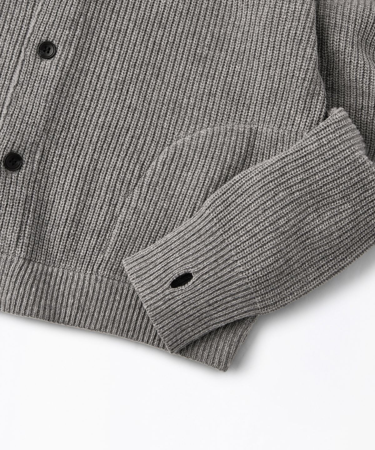 아웃스탠딩(OUTSTANDING) LAMBSWOOL ROUND NECK CARDIGAN_GRAY MELANGE