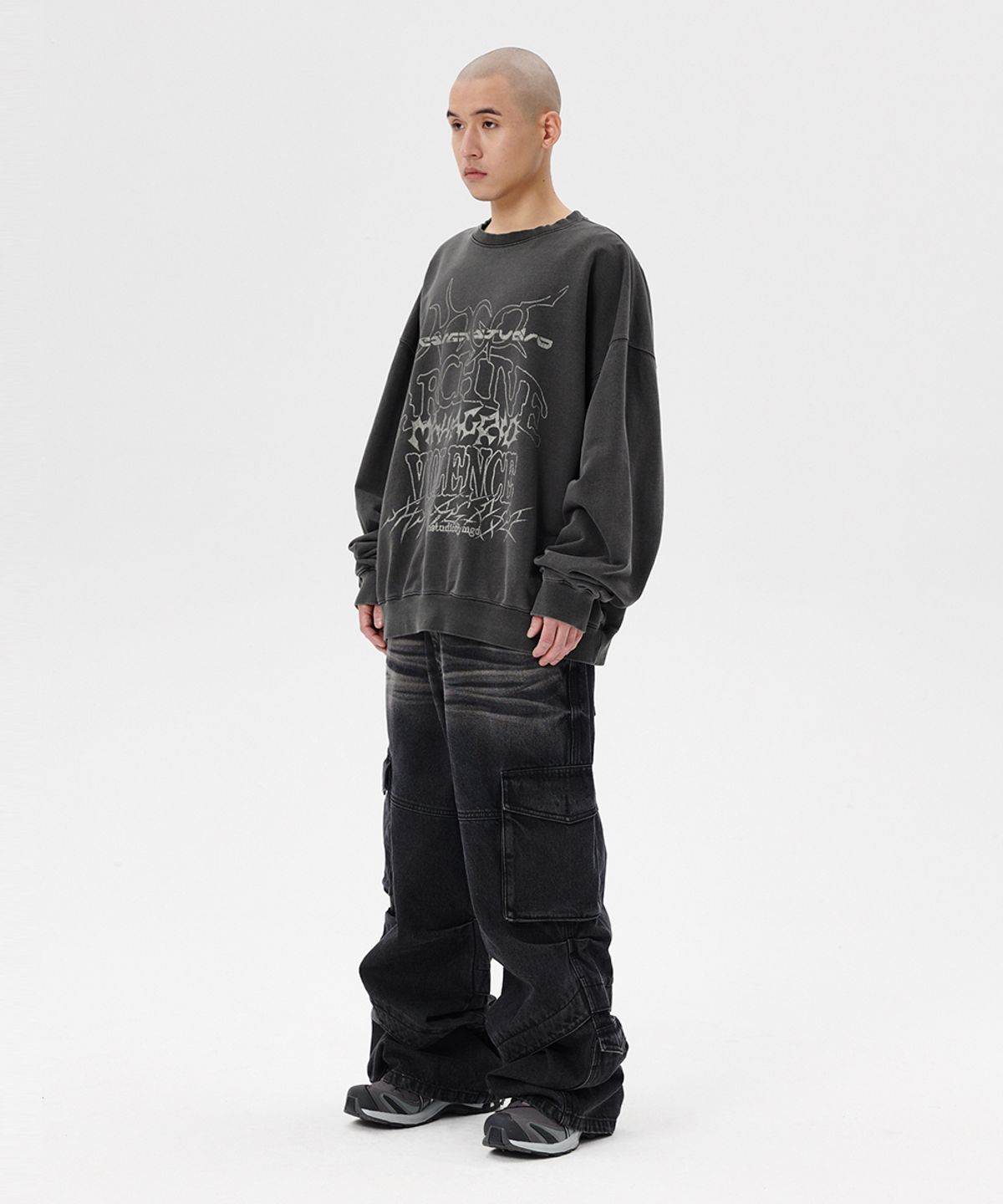 마하그리드(MAHAGRID) MULTI-LOGO PIGMENT SWEATSHIRT_2colors