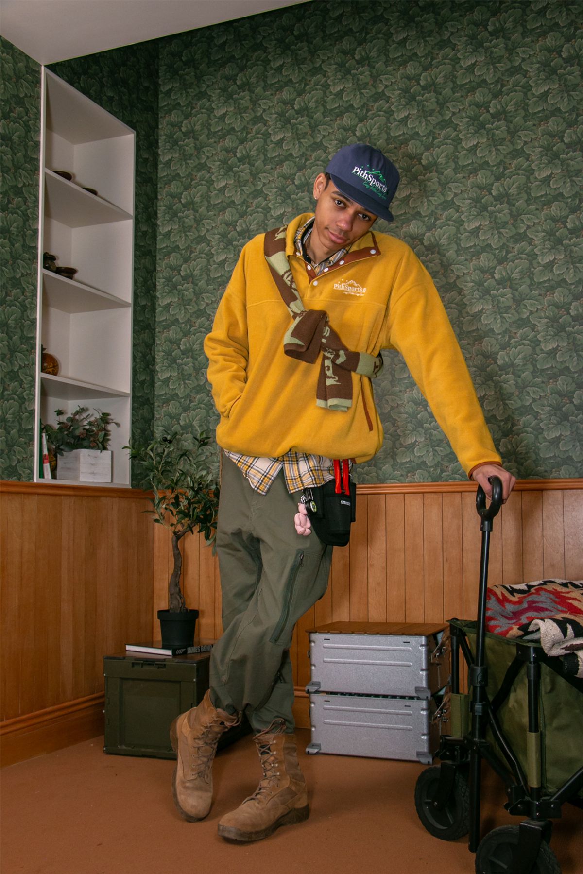 피스스포츠(PITHSPORTS) E.H.E.S Snap Fleece (Mustard)