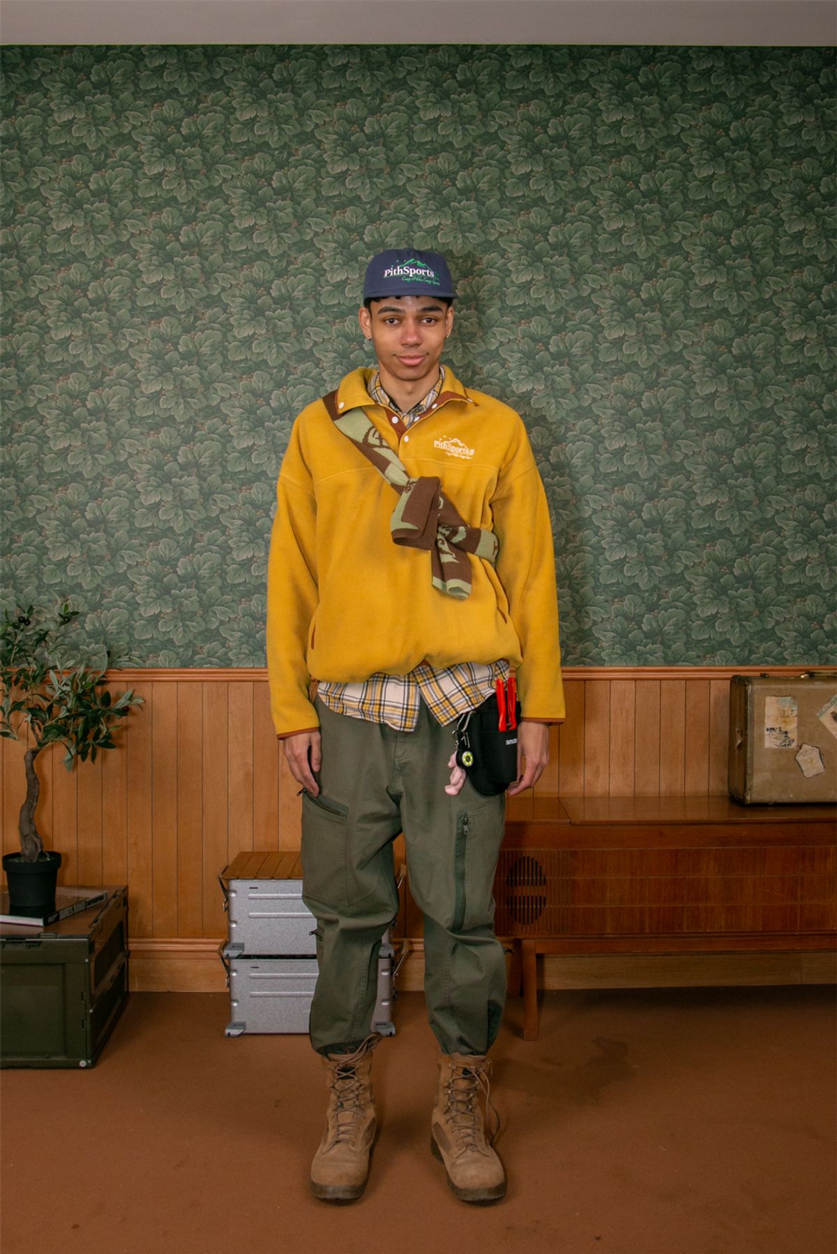피스스포츠(PITHSPORTS) E.H.E.S Snap Fleece (Mustard)