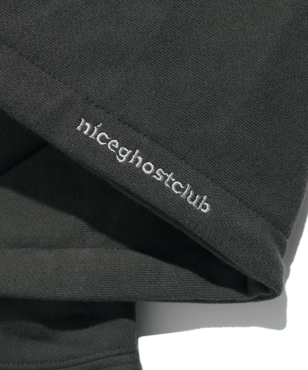나이스고스트클럽(NICEGHOSTCLUB) BROKEN DREAMS HOODIE_CHARCOAL(NG2ESUM405A)
