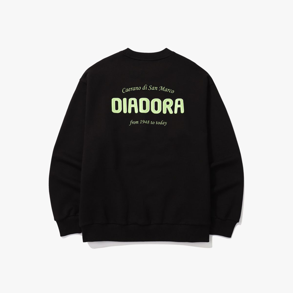디아도라(diadora) 컴피 맨투맨 BLACK