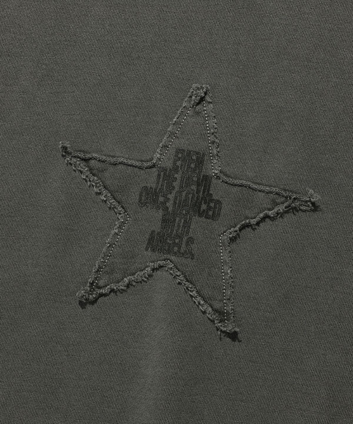 나이스고스트클럽(NICEGHOSTCLUB) STAR SLOGAN PIGMENT SWEATSHIRTS_CHARCOAL(NG2ESUM443A)