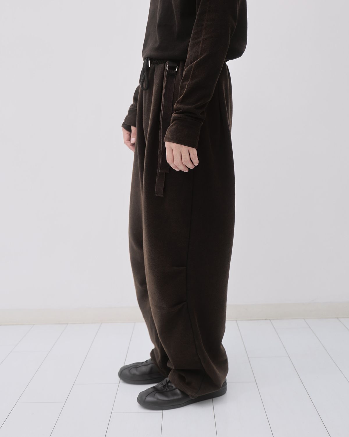 음양(EYC) Hard Washed Sweat Pants