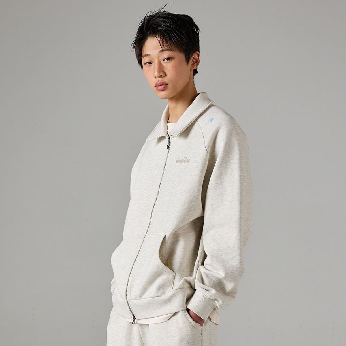 디아도라(diadora) 컴피 스웻 집업 자켓 MELANGE GREY