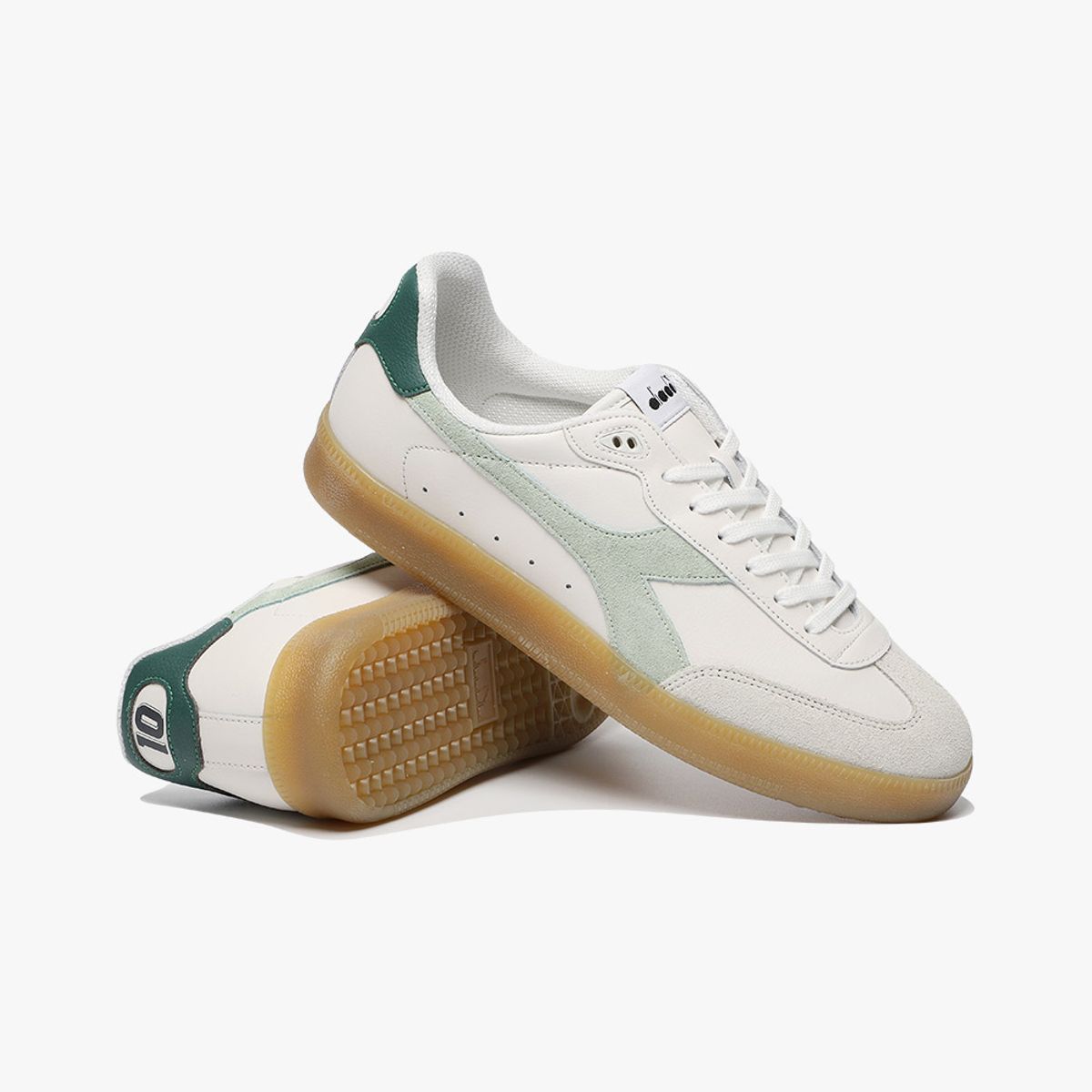 디아도라(diadora) 살토 MINT