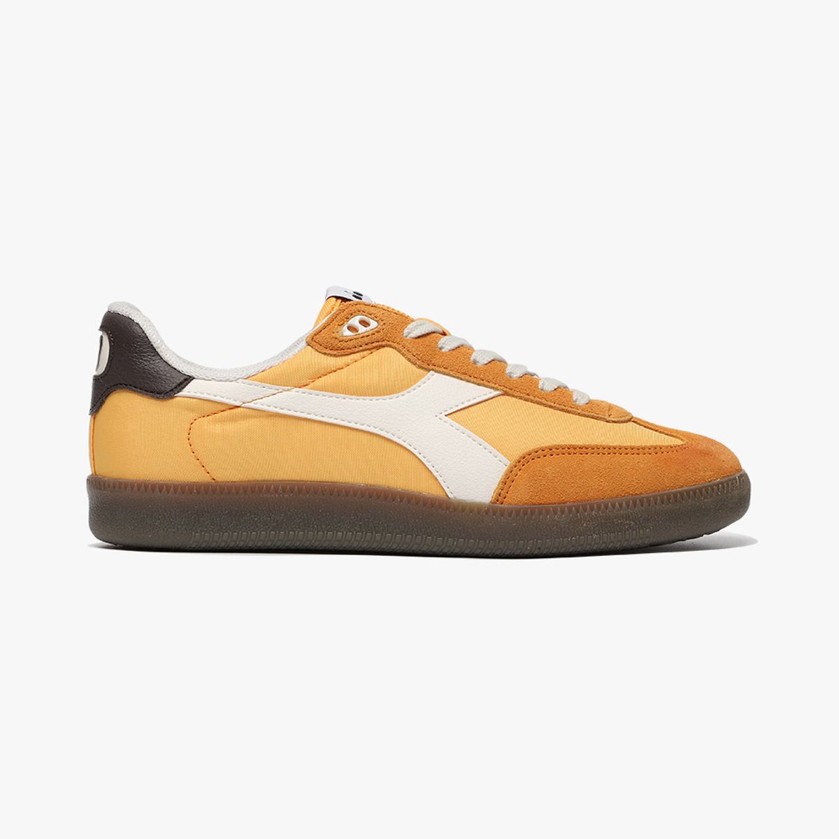 디아도라(diadora) 살토 YELLOW