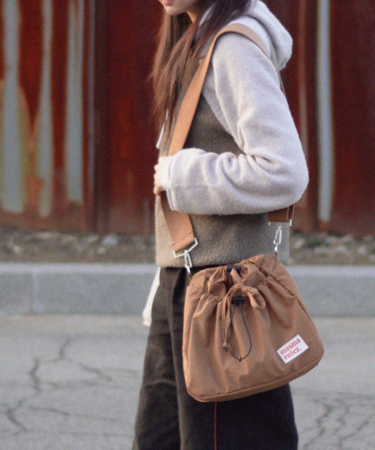마스마룰즈(MASMARULEZ) 8 pocket cross bag_Brown