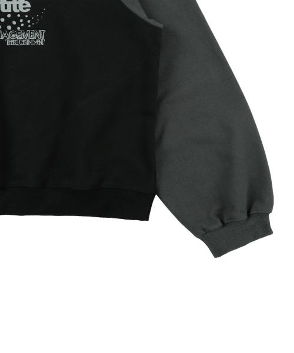 더콜디스트모먼트(THE COLDEST MOMENT) TCM stress raglan mtm (black/charcoal)