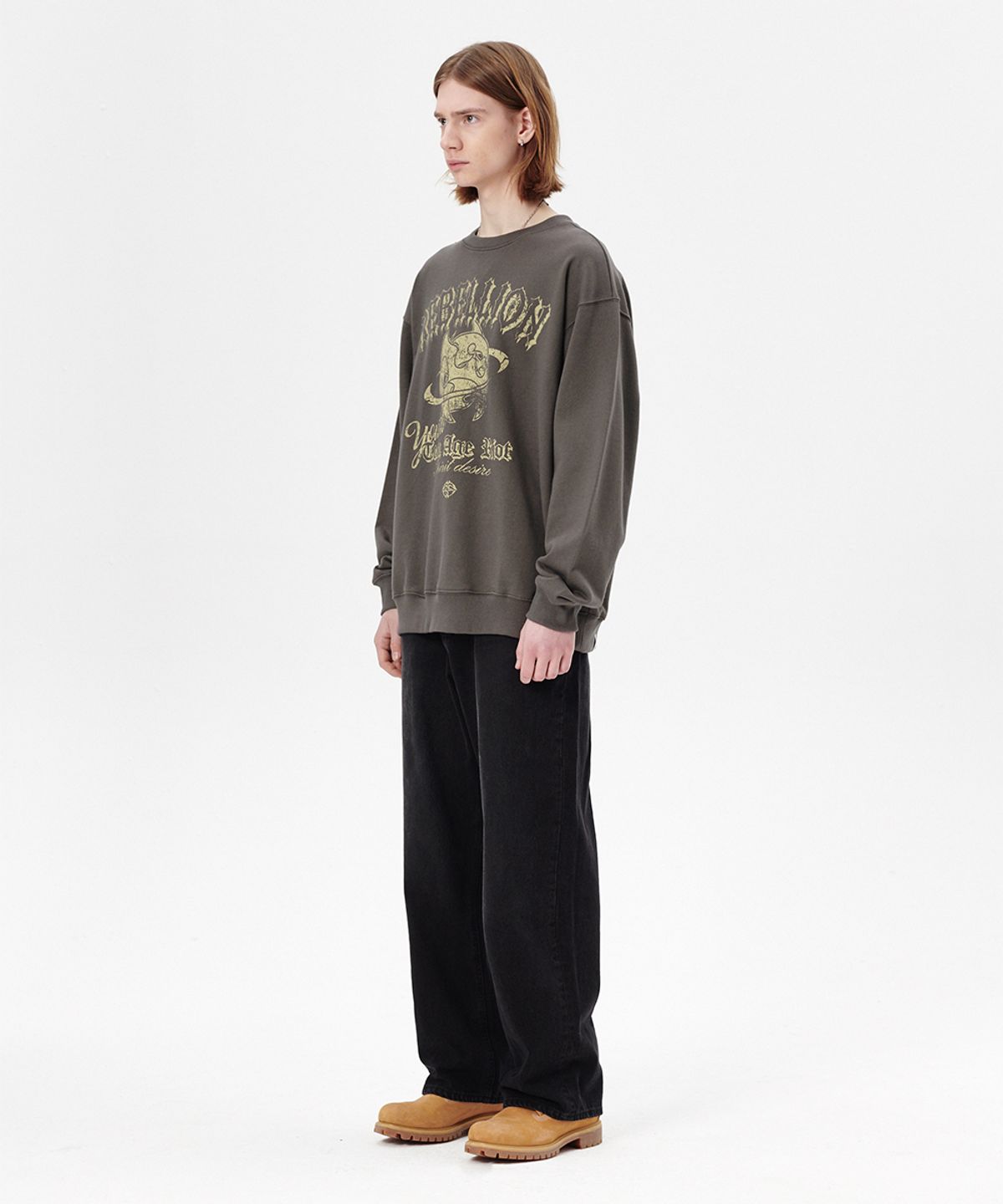 마하그리드(MAHAGRID) REBEL SWEATSHIRT KHAKI(MG2ESMM451A)
