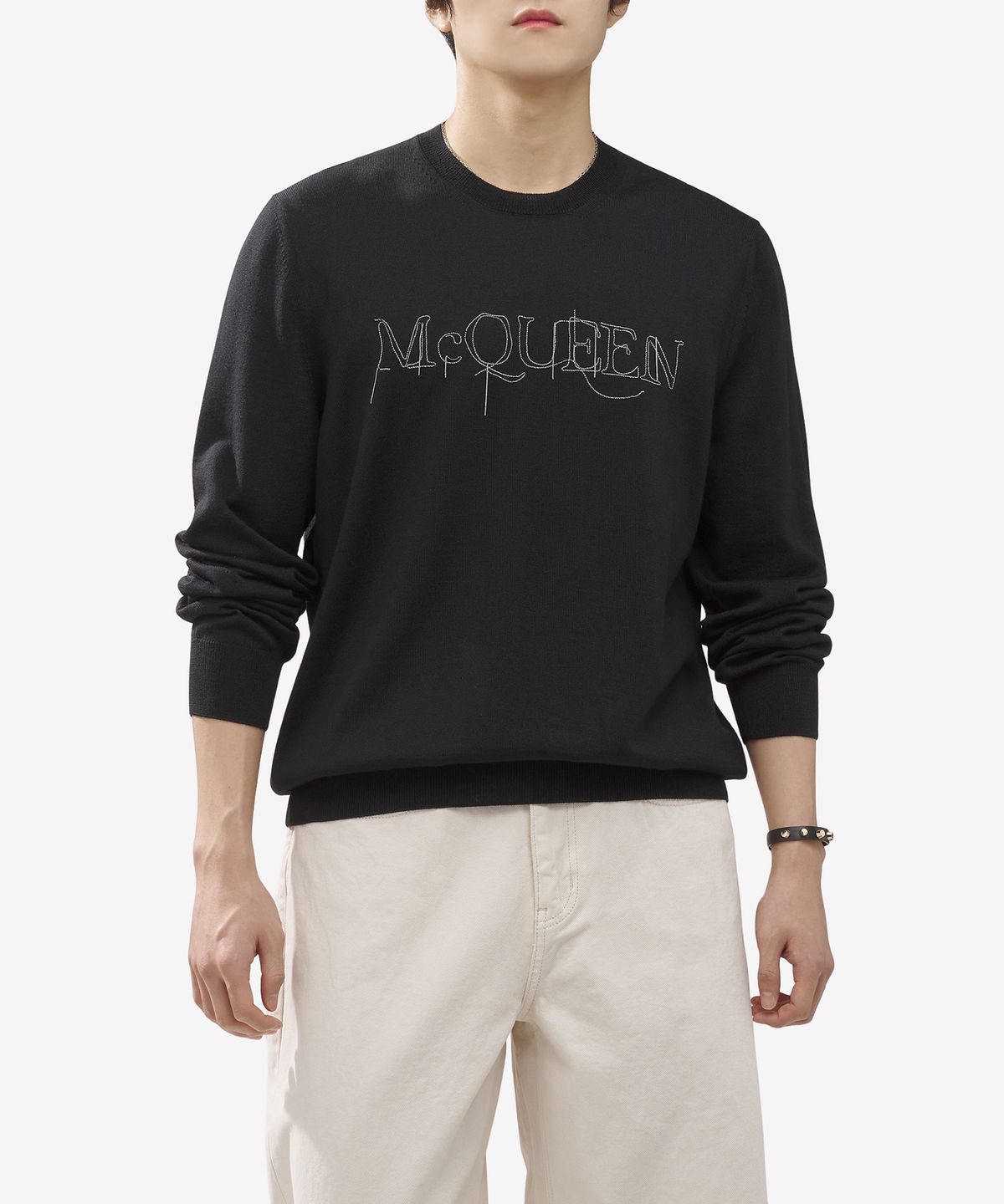 알렉산더 맥퀸(ALEXANDER McQUEEN) 로고 자수 니트 - 블랙 / 752042Q1XHN1059