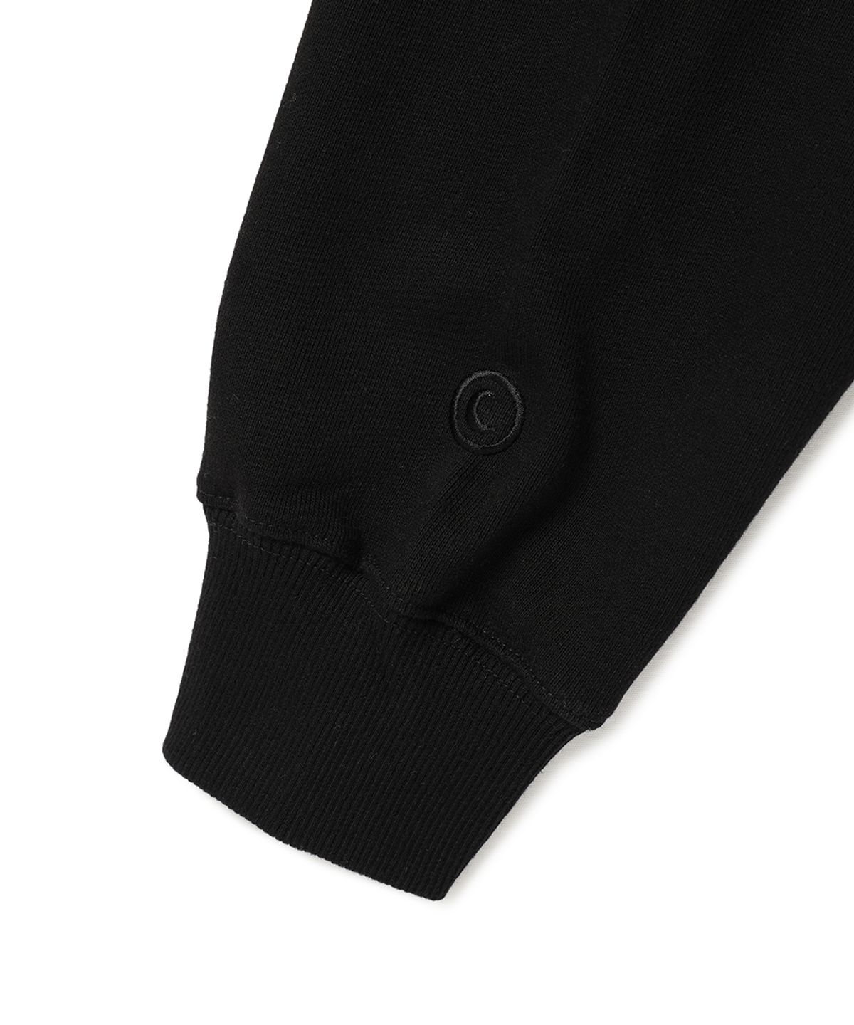 카비시(CAVISH) GOTHIC SELLER LOGO SWEATSHIRT BLACK(CV2ESUM443A)