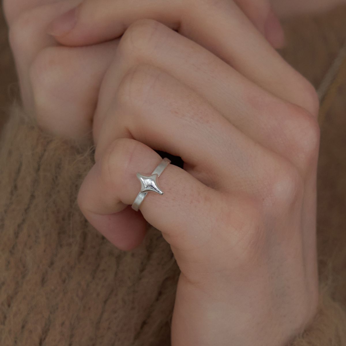 스틸 인스턴트(STILL INSTANT) One Shining Moment - Ring 04 (2colors)