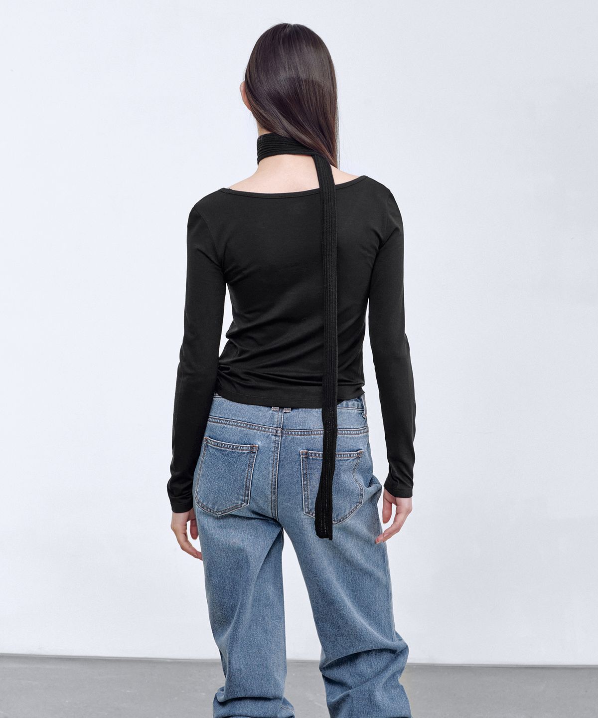 무신사 스탠다드 우먼(MUSINSA STANDARD WOMAN) 우먼즈 버티컬 크로셰 내로우 스카프 [블랙]