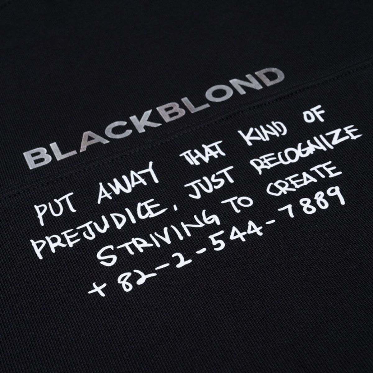 블랙블론드(BLACKBLOND) 비비디 1982 노 심파시 스웨트셔츠 (블랙)