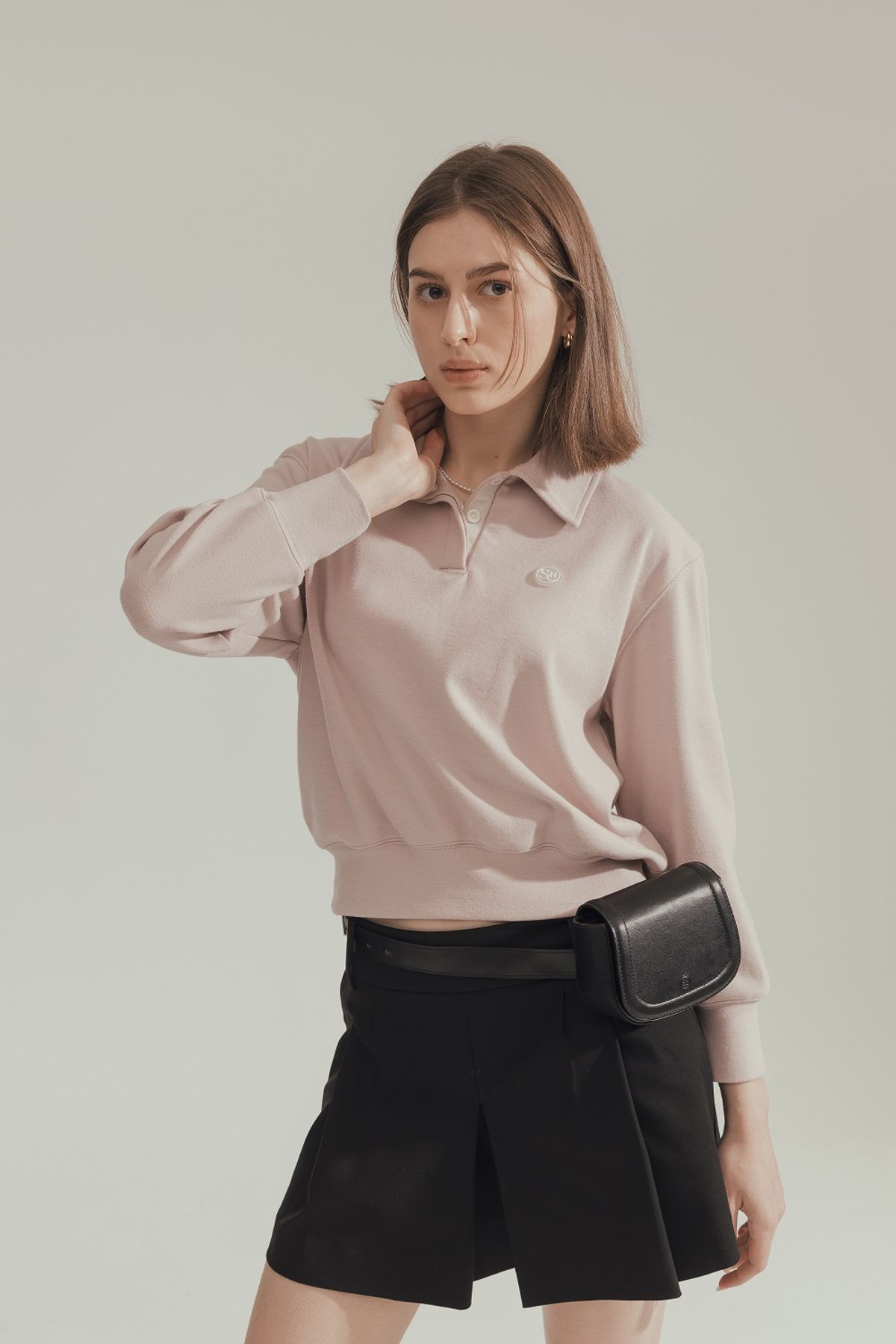 슈와(SCHWA) 웜 배색포인트 카라맨투맨 (SUNSET PINK)