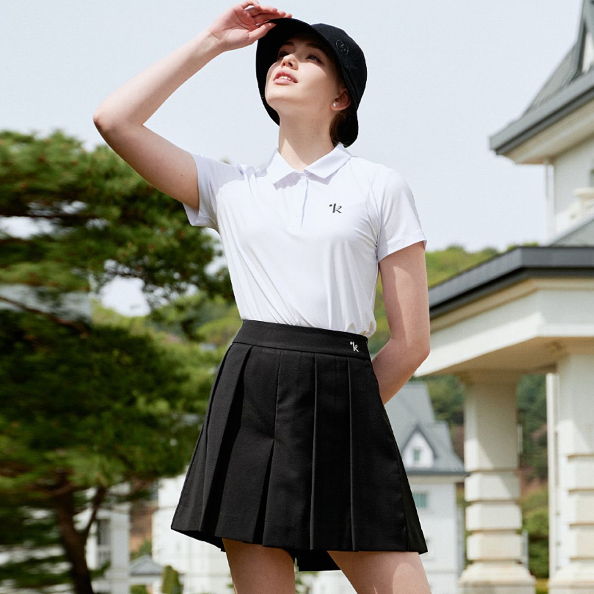 릭크(LIKK) 화이트 카라 반팔 티셔츠 _L3B0-TS02C
