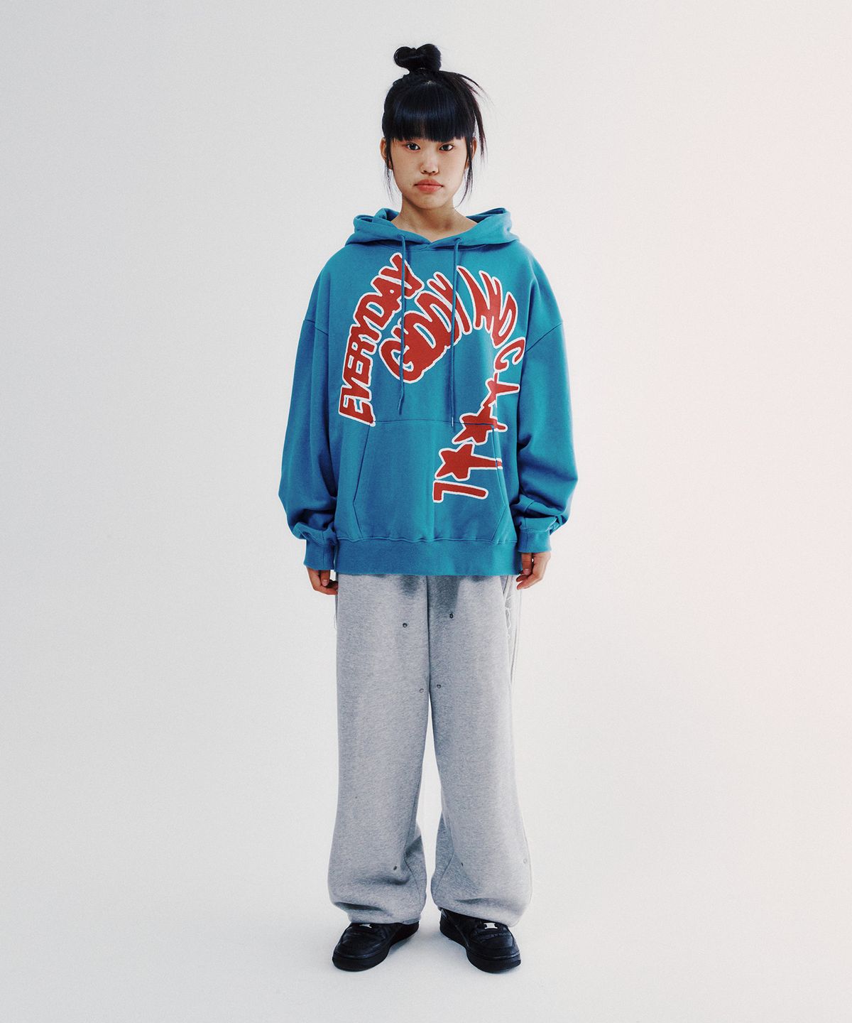 이스트쿤스트(ISTKUNST) G&C HOODIE_BLUE(IK2ESMM407A)