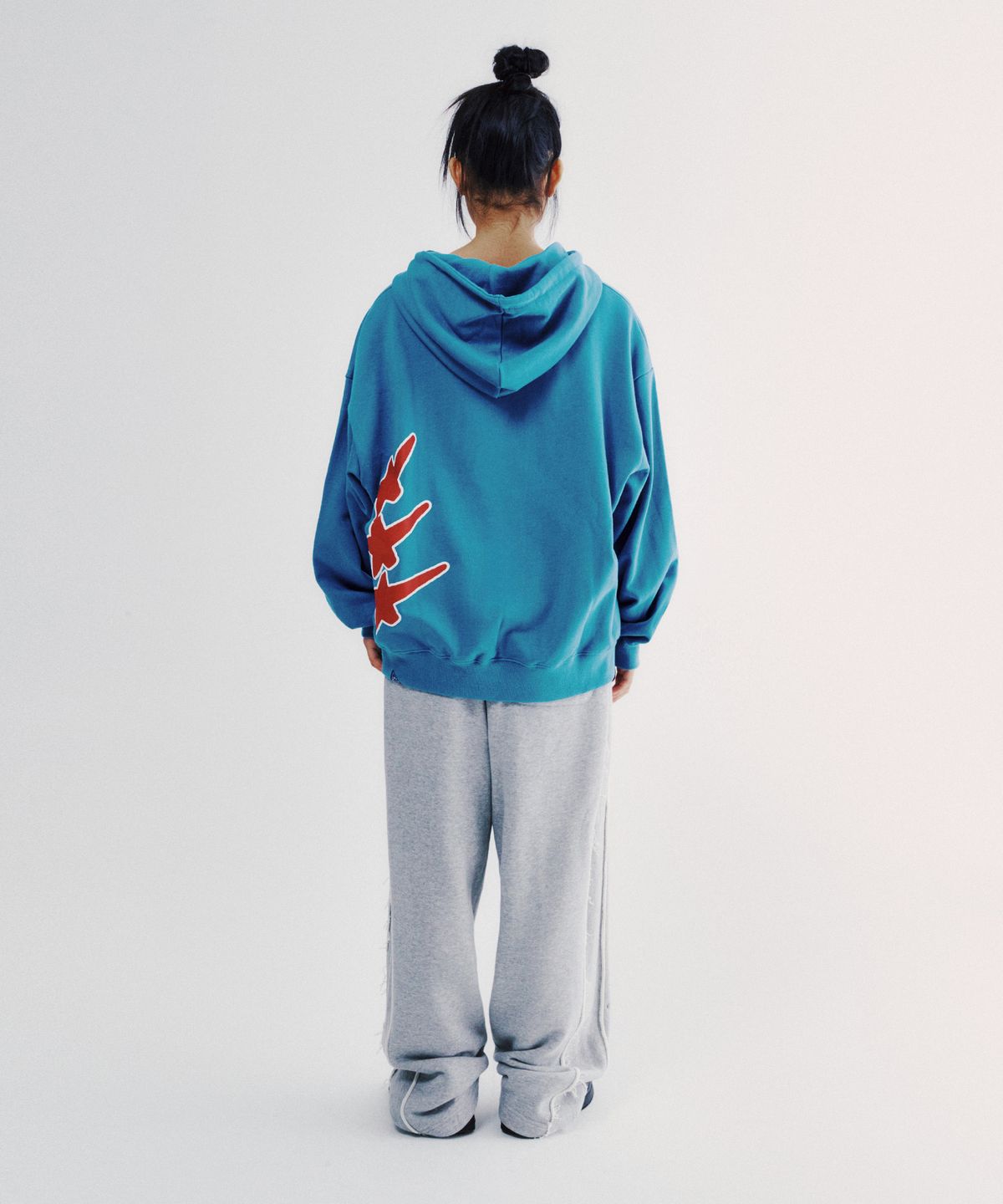 이스트쿤스트(ISTKUNST) G&C HOODIE_BLUE(IK2ESMM407A)