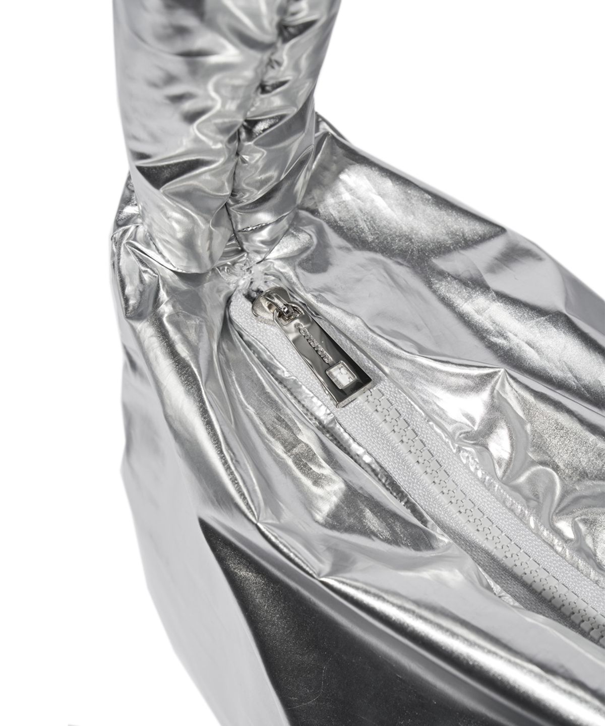 포츠포츠(FOTTSFOTTS) 푸퍼백 빅 - 실버 / PUFFER BAG BIG - SILVER