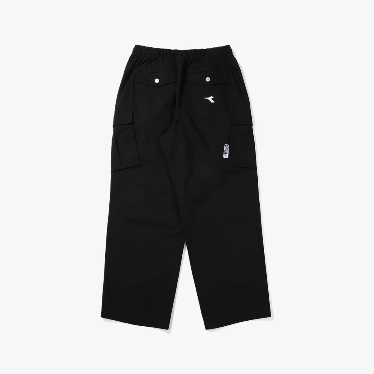 디아도라(diadora) 판타지스타 파라슈트 팬츠 BLACK
