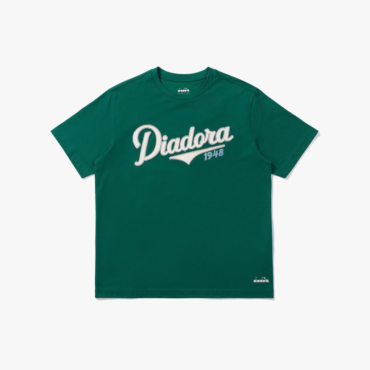 디아도라(diadora) 크래프트 로고 티셔츠 DARK GREEN
