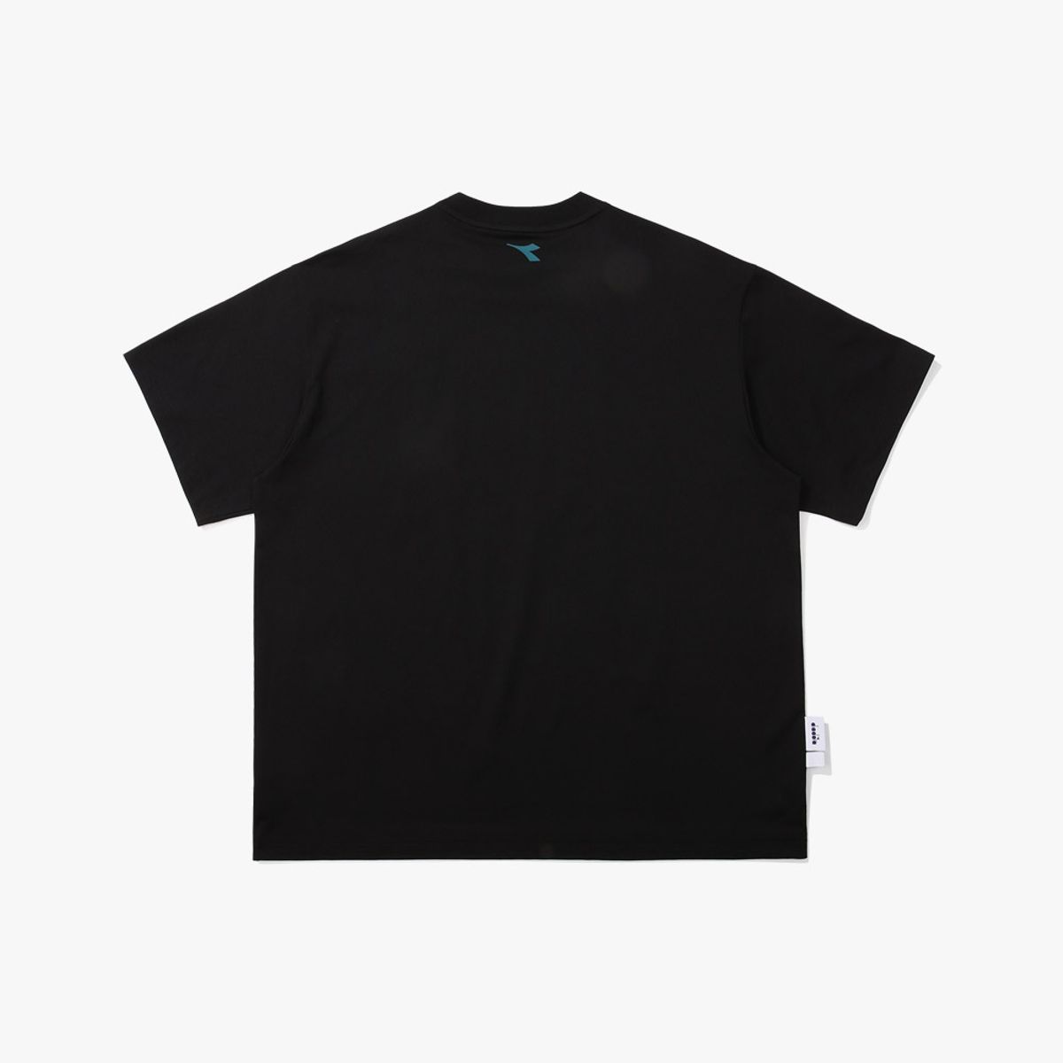 디아도라(diadora) 판타지스타 져지 티셔츠 BLACK