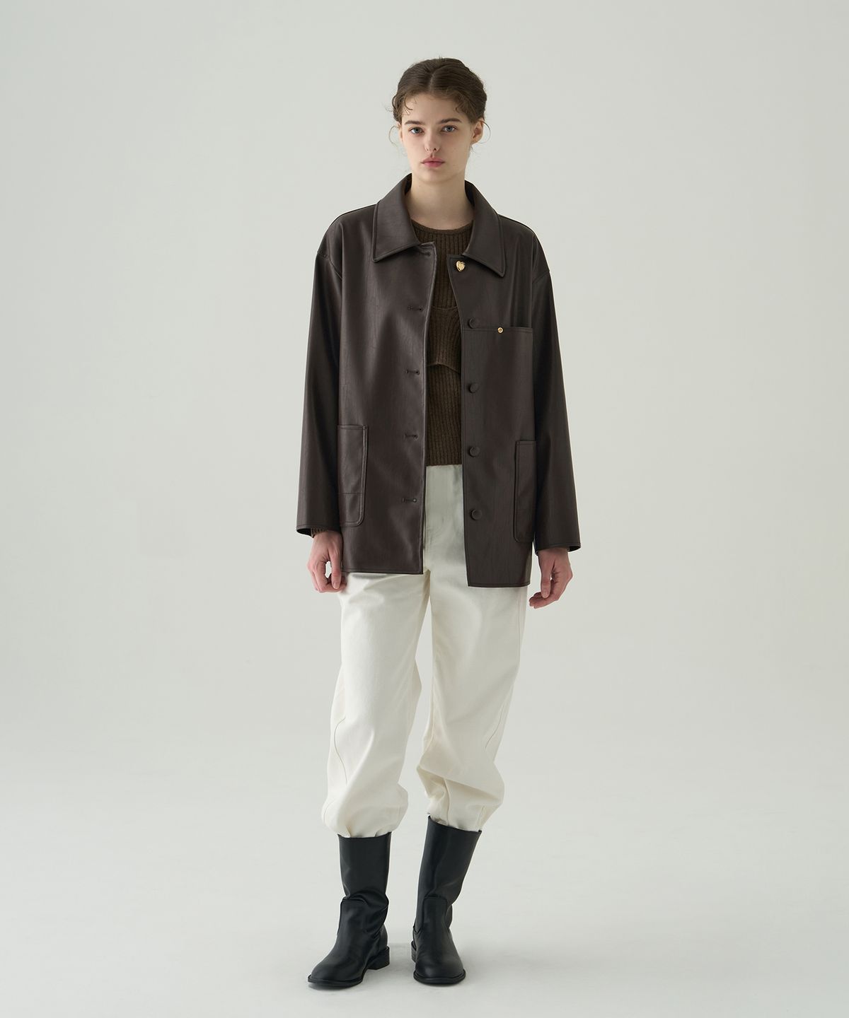 드로우핏 우먼(DRAWFIT WOMEN) 버튼 레더 하프 자켓 [BROWN]