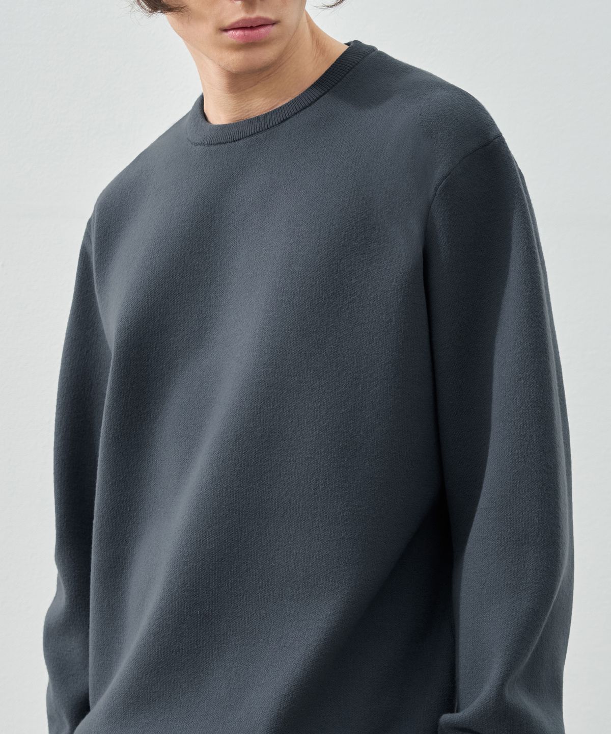 드로우핏(DRAW FIT) 소프트 에센셜 라운드 니트 [BLUEGREY]