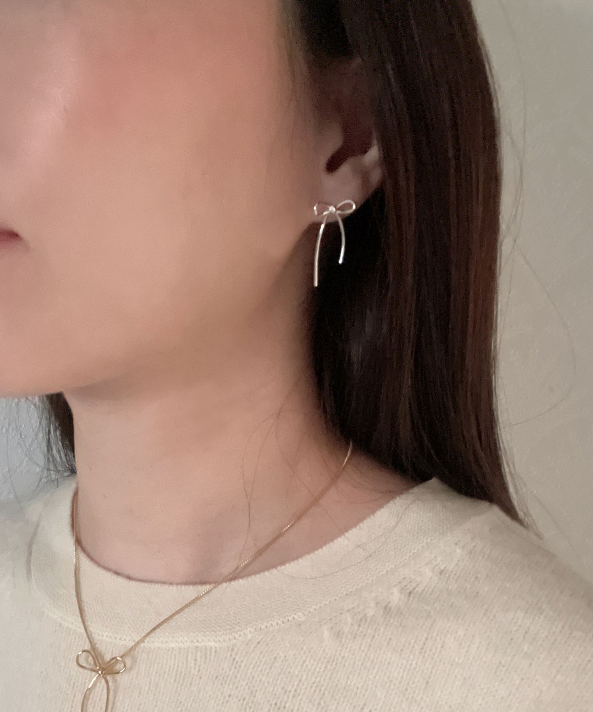 엘리오나(ELYONA) Bow Drop Earrings (gold)
