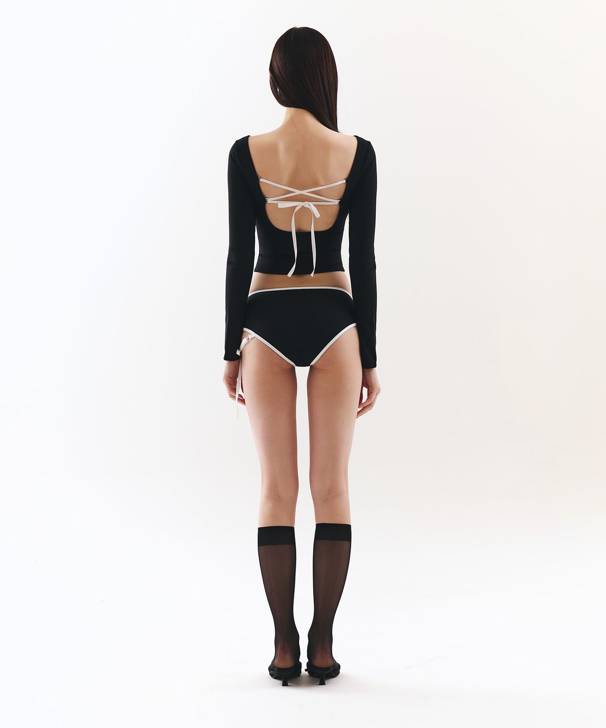 비나제이(VINAJ) 원사이드 리본 라인 로우 비키니 팬티 (Black)