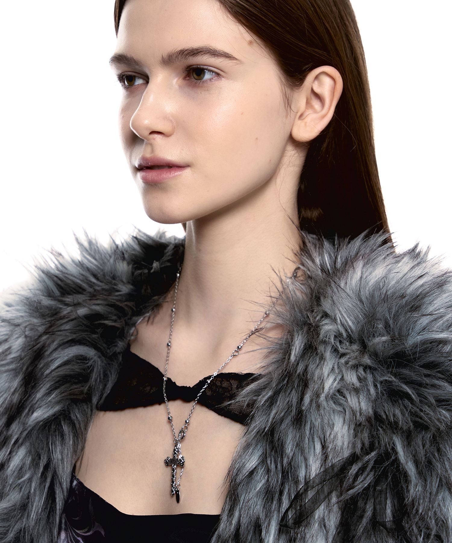 MUSINSA | SENTIMENTS NO.473 [SILVER] KNOT CROSS NECKLACE