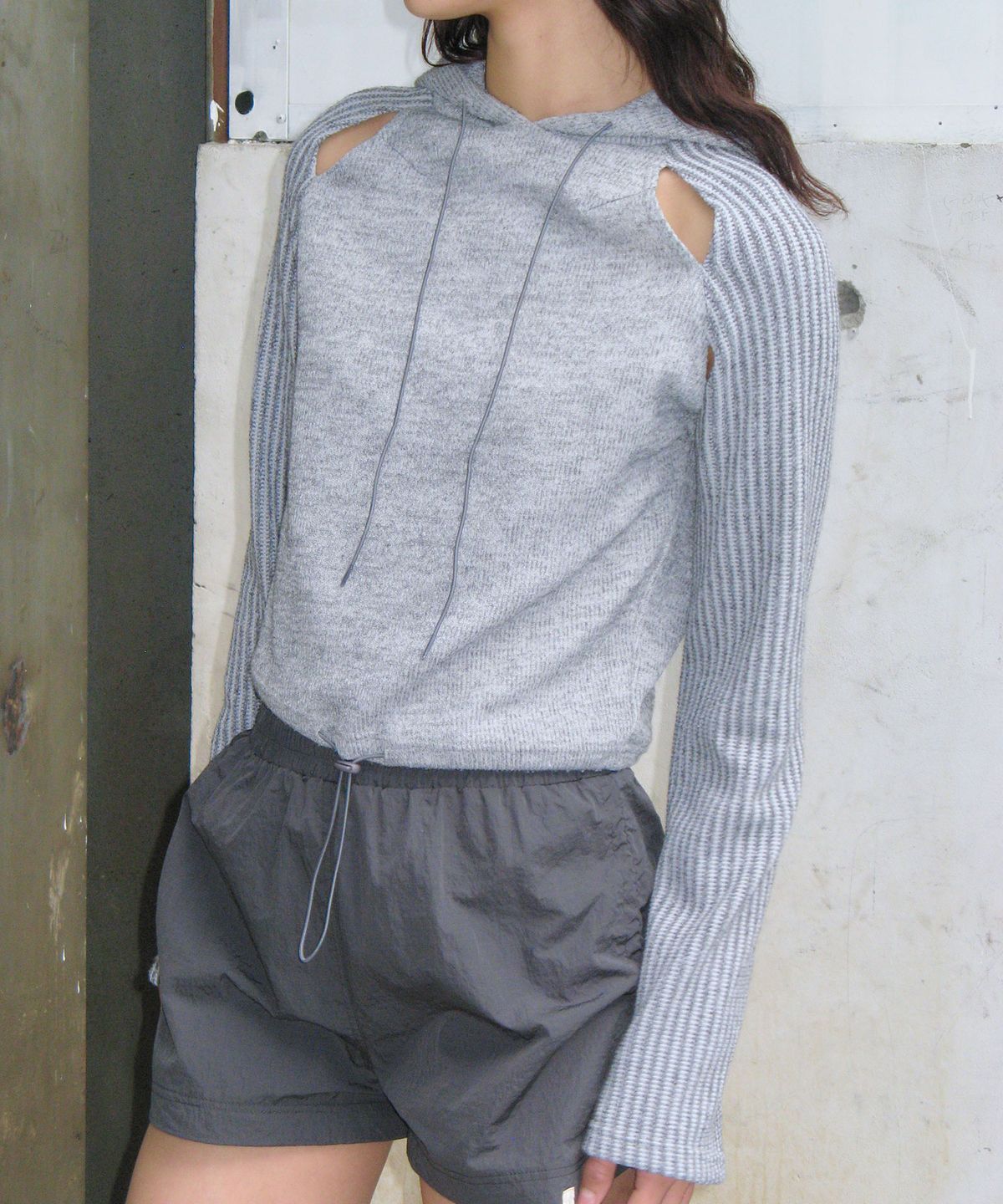 타입서비스(TYPESERVICE) Knitted Side Slit Hoodie [Gray]
