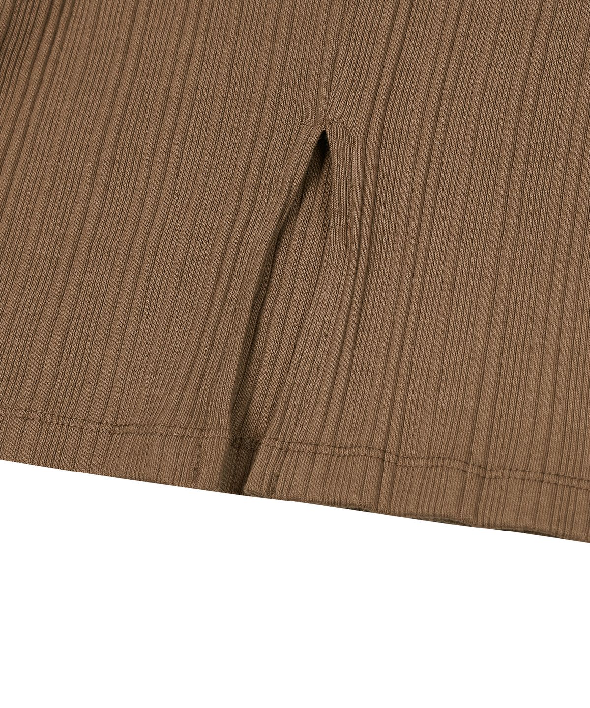 타입서비스(TYPESERVICE) Back Slit Layered Top [Brown]