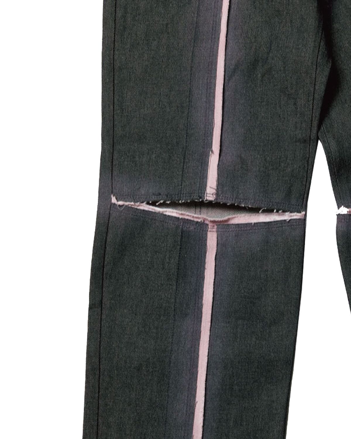 더뮤지엄비지터(THEMUSEUMVISITOR) SPRAYED CUT-OUT DENIM PANTS (BLACK)