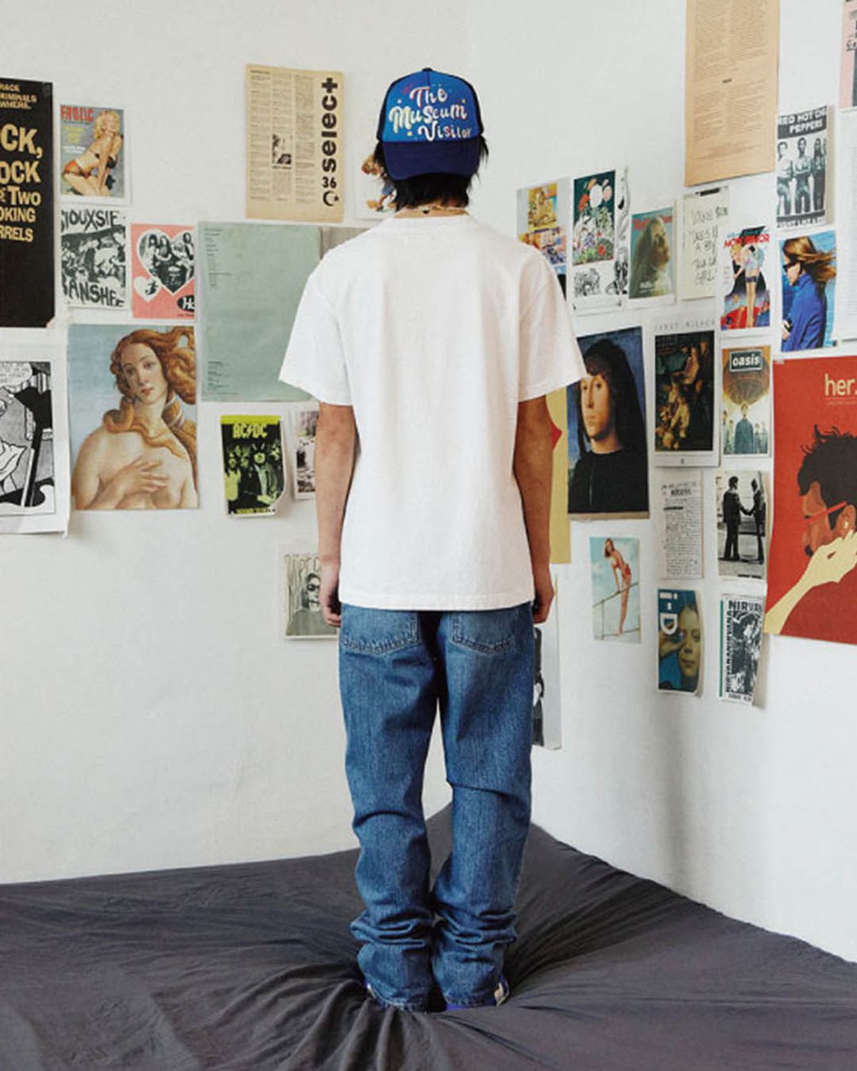 더뮤지엄비지터(THEMUSEUMVISITOR) PARTY LOGO MESH CAP (BLUE)