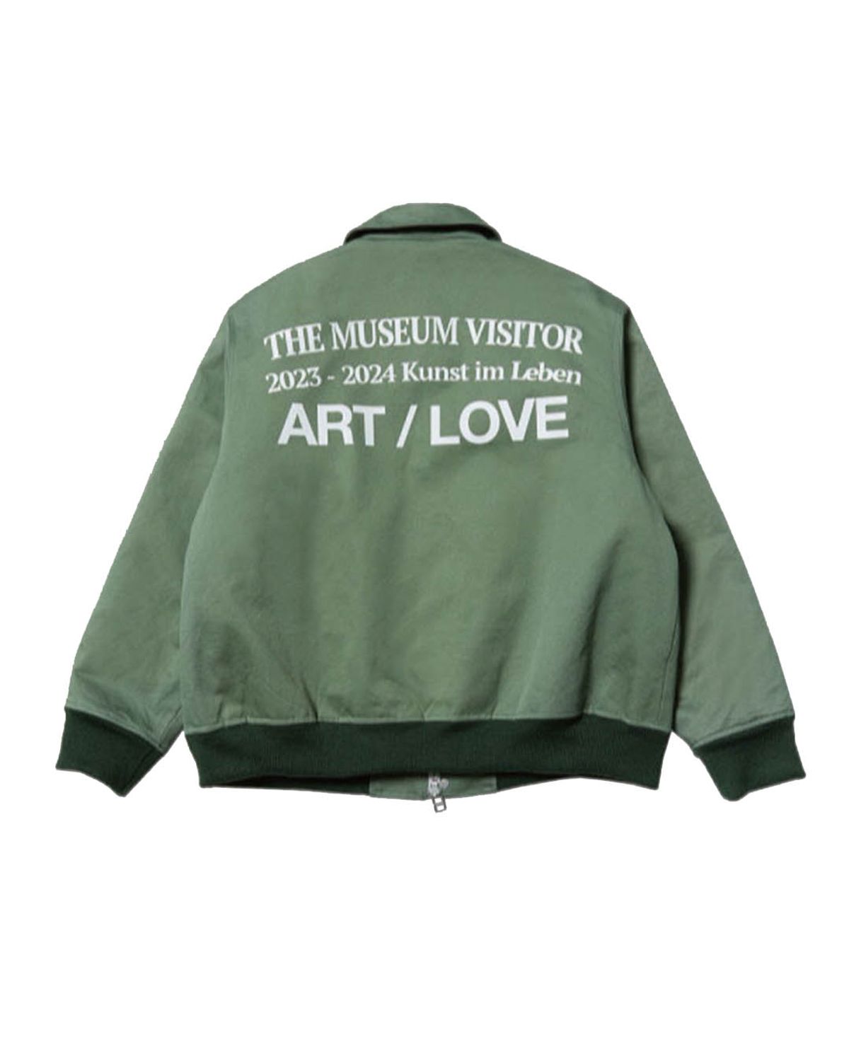 더뮤지엄비지터(THEMUSEUMVISITOR) CURVED FLAP POCKET BOMBER JACKET (BLUE)