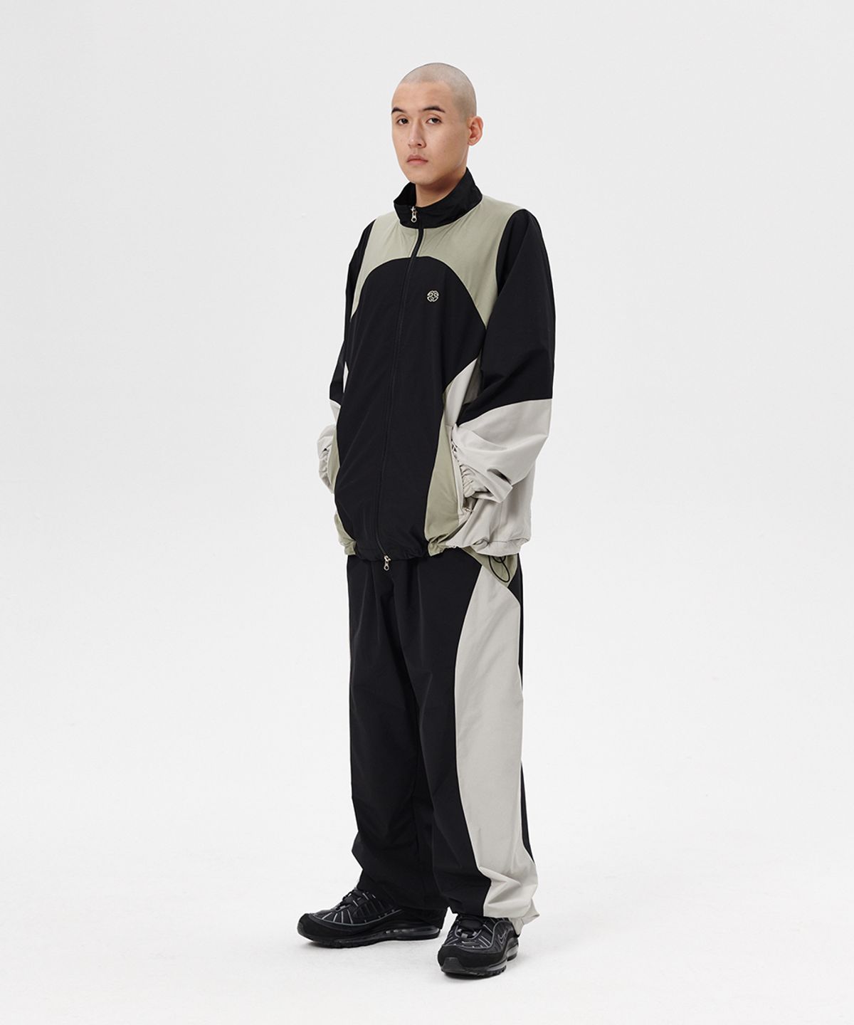 마하그리드(MAHAGRID) ECLIPSE TRACK JACKET BLACK(MG2ESMJ240A)