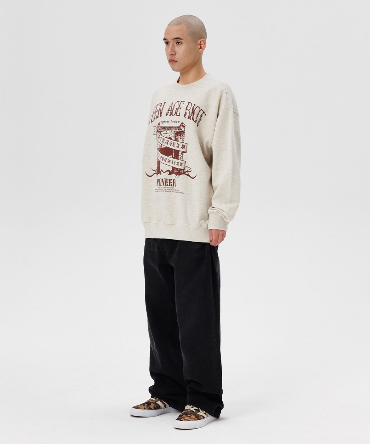 마하그리드(MAHAGRID) INDEPENDENCE SWEATSHIRT OATMEAL(MG2ESMM455A)