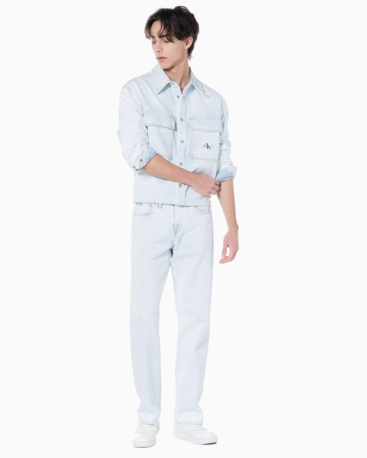 캘빈클라인 진(CALVIN KLEIN JEANS) 남 라이트블루 90s 스트레이트핏 라이트블루 데님 J324995 1AA