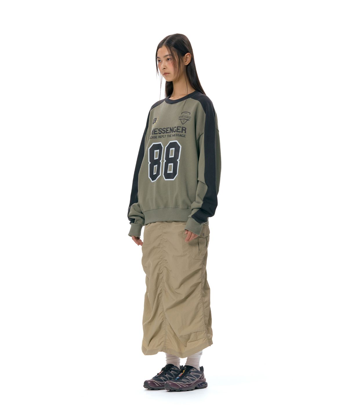 아메스 월드와이드(AMES-WORLDWIDE) NUMBERING SWEATSHIRT KHAKI (AM2ESUM443A)