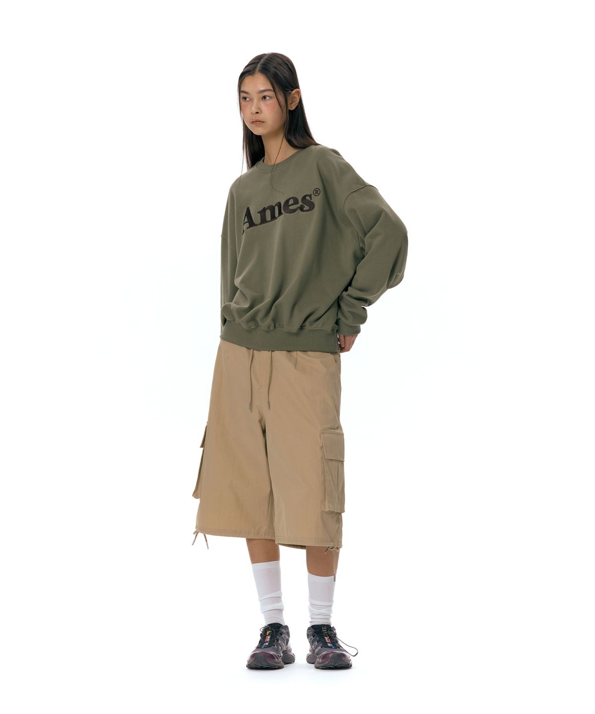 아메스 월드와이드(AMES-WORLDWIDE) BASIC LOGO SWEATSHIRT KHAKI