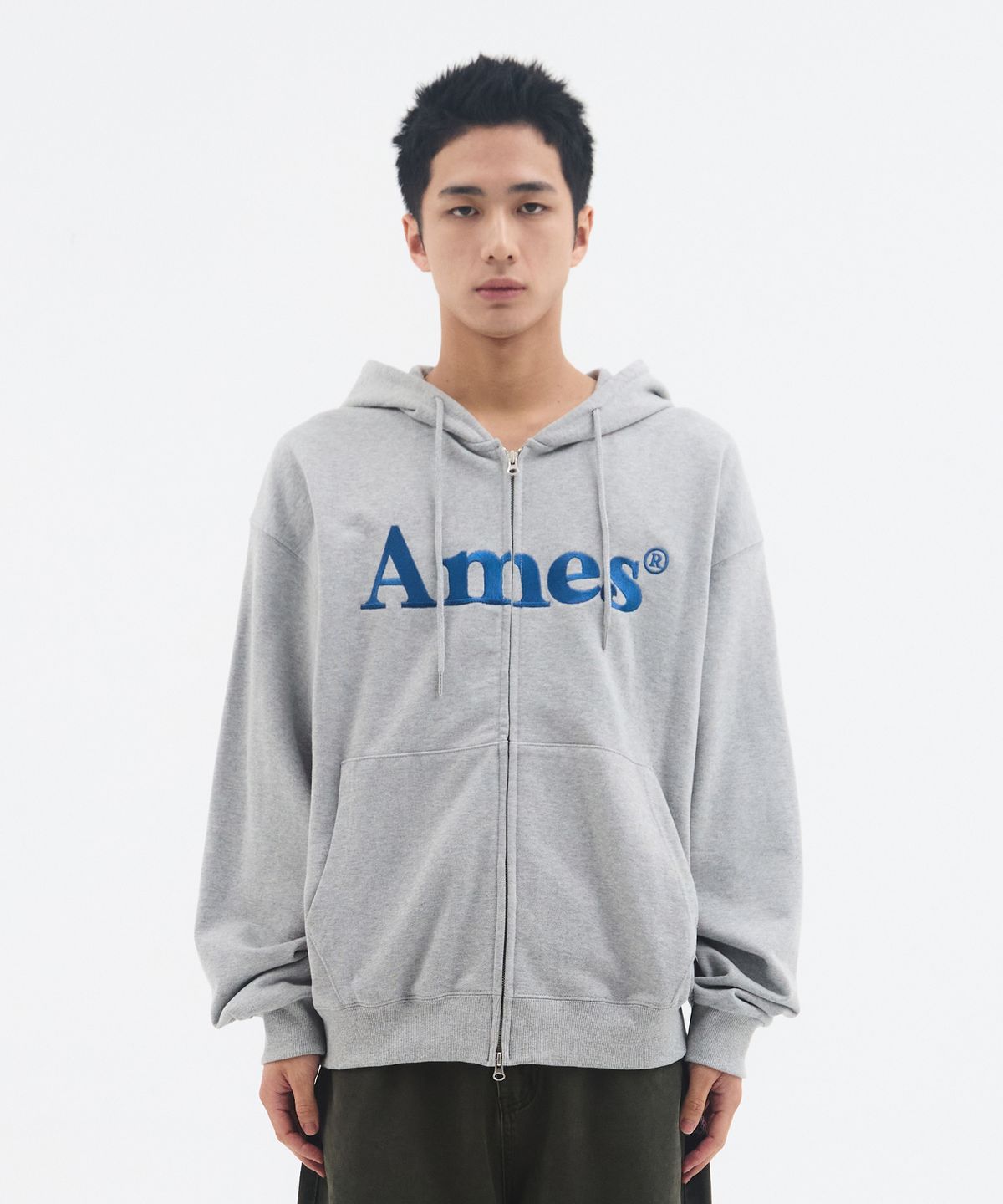 아메스 월드와이드(AMES-WORLDWIDE) BASIC LOGO HOODIE ZIP UP GREY