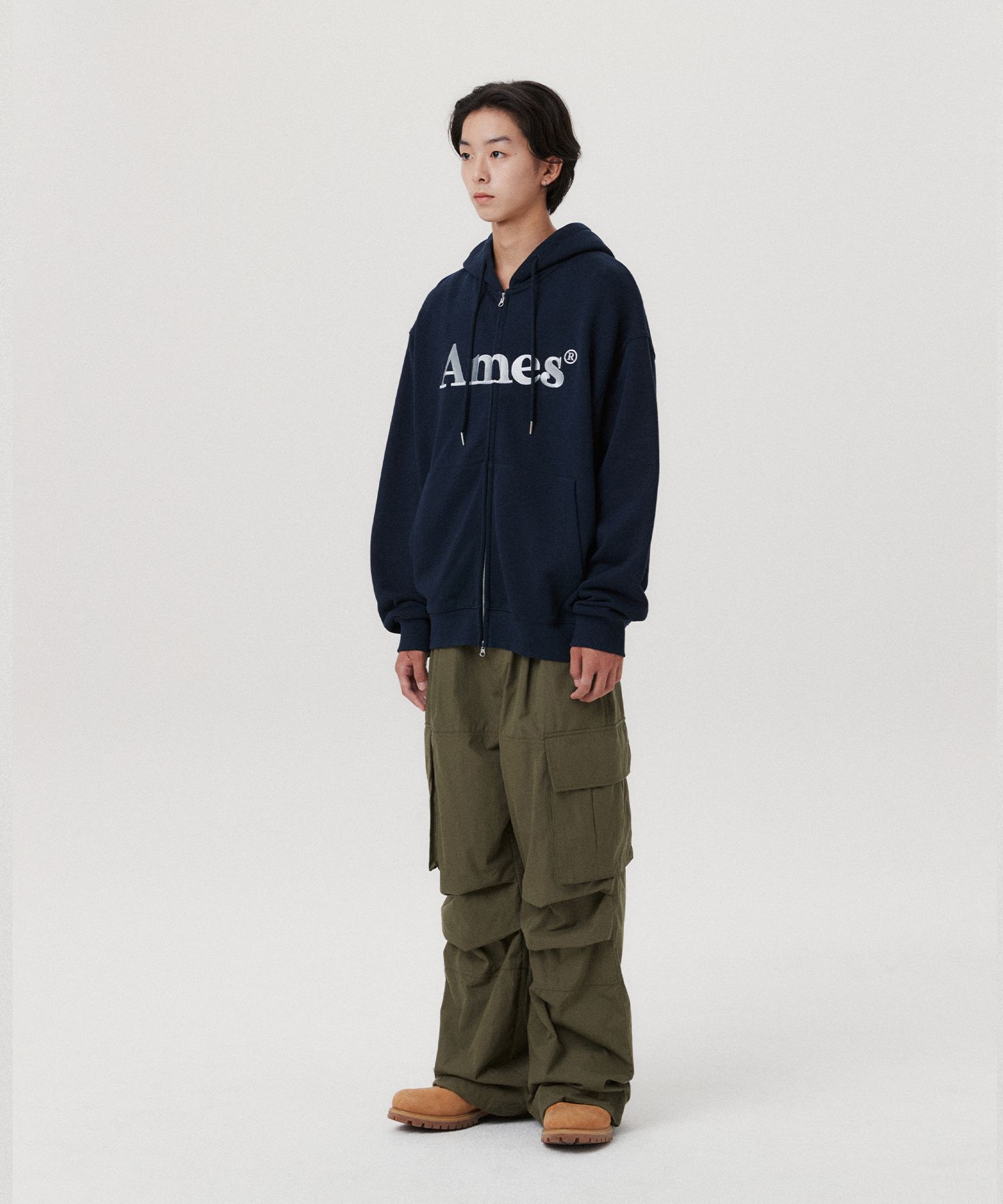★AMES-WORLDWIDE★NEW MESSAGE SWEATSHIRT NAVY★正規品/送料込 AMES-WORLDWIDE] NEW MESSAGE SWEATSHIRT NAVY | もごつ
