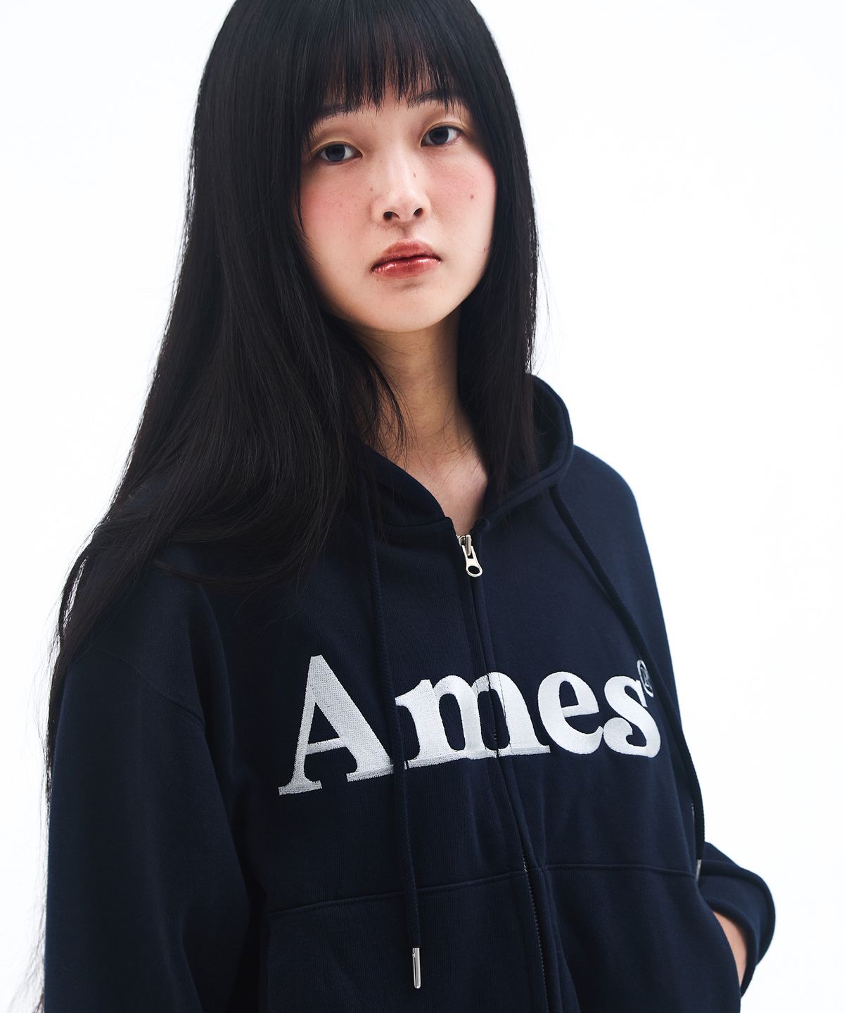 아메스 월드와이드(AMES-WORLDWIDE) BASIC LOGO HOODIE ZIP UP NAVY